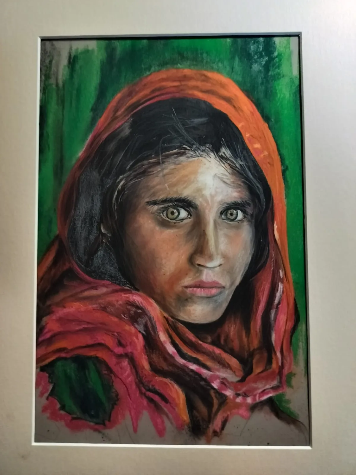 Portrait au voile rouge, pastel, œuvre de Patrick Pernin
